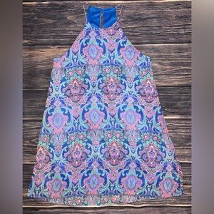 NWOT Everly paisley printed dress- size medium